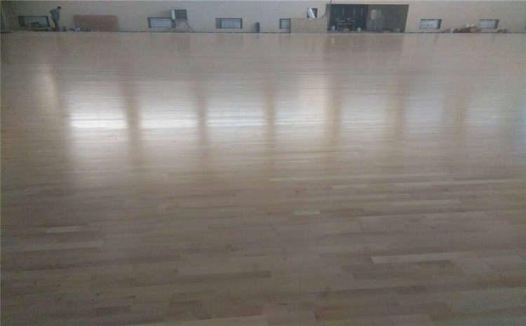 指接板籃球場地木地板結構