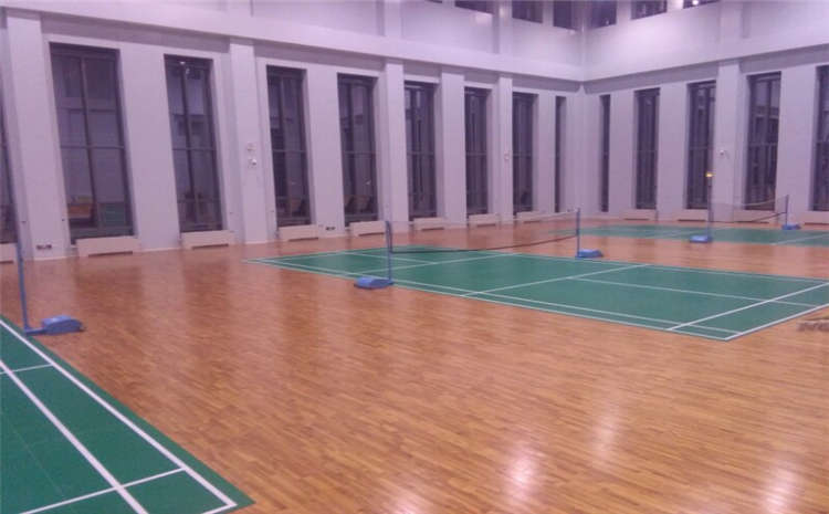 橡膠木籃球館木地板造價