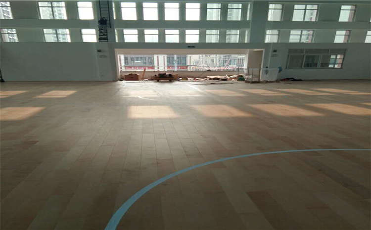 江西學(xué)校運(yùn)動(dòng)木地板施工方案