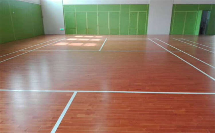 福建安裝運(yùn)動木地板施工方案